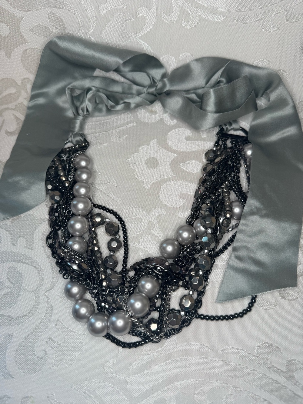 NWOT Sequin Tied Satin Ribbon Multi-Strand Pearl & Chain Necklace - Silver Gray